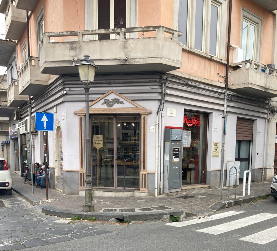 Immagine gratuita di colazione, fotografia di cibo, laptop